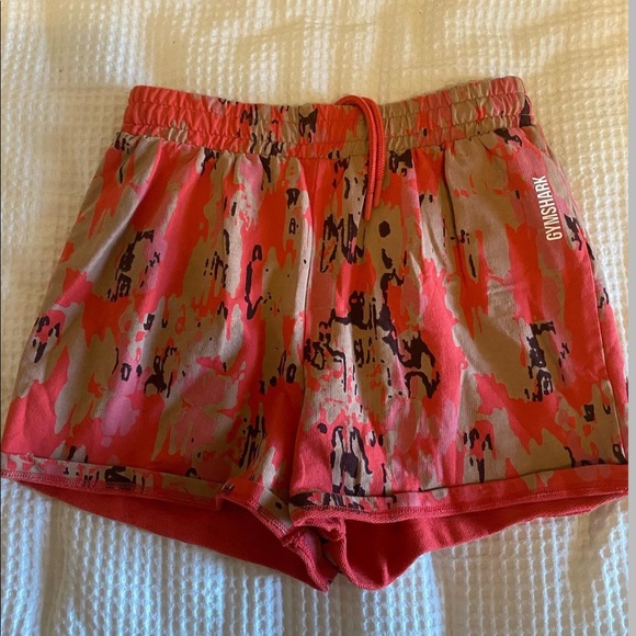 Gymshark shorts - Picture 1 of 3